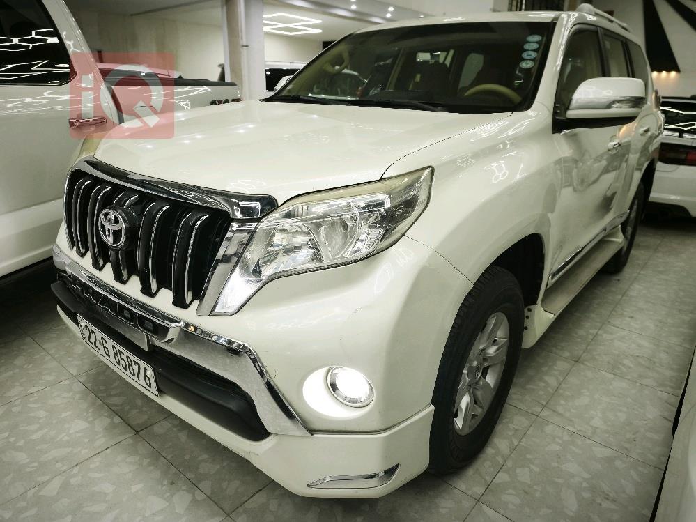 تۆیۆتا لاندكروزر پرادۆ